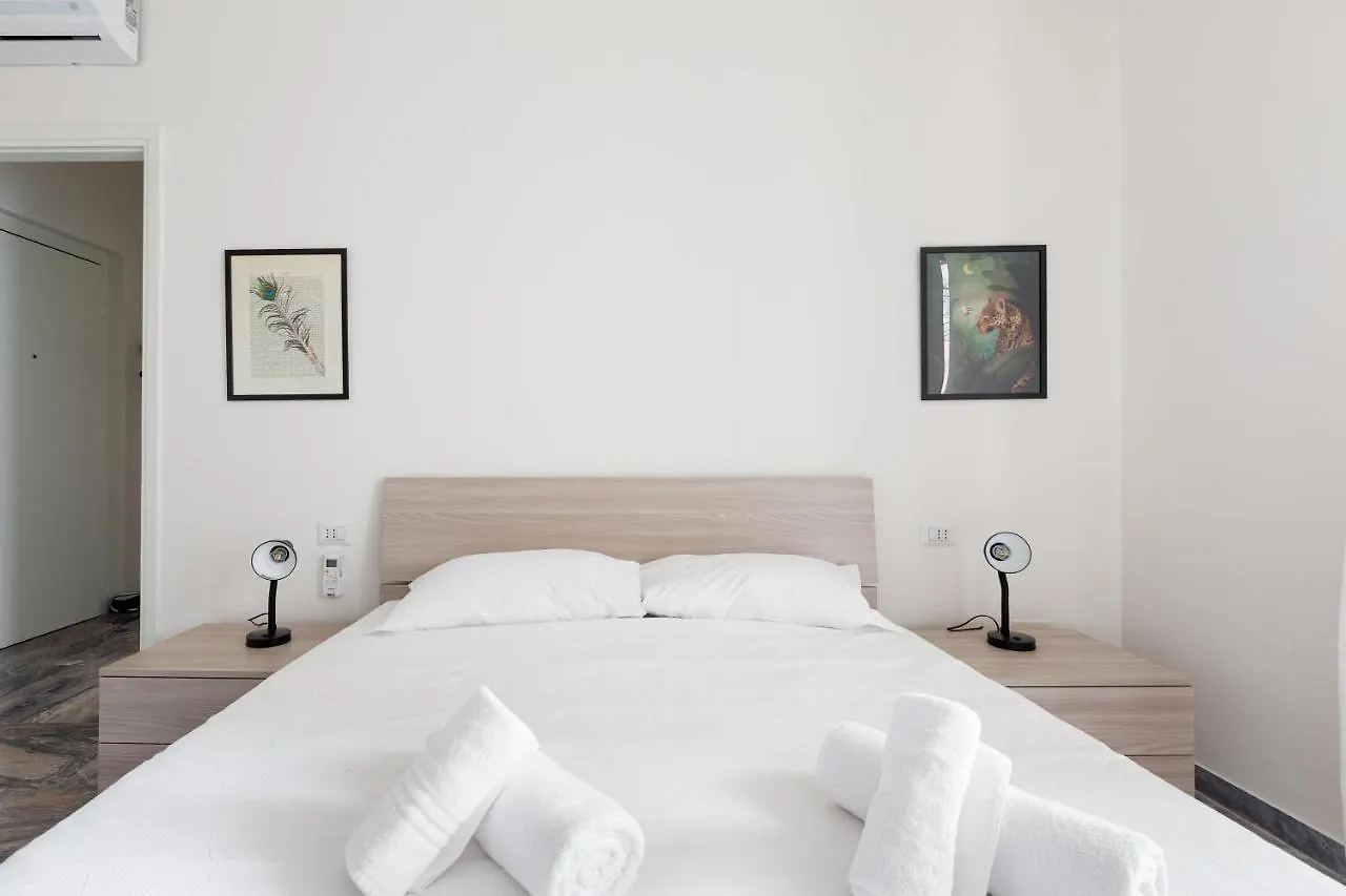Dergano Comfy Apartment - 250 M Far From M3 Milan 0*,  Italy