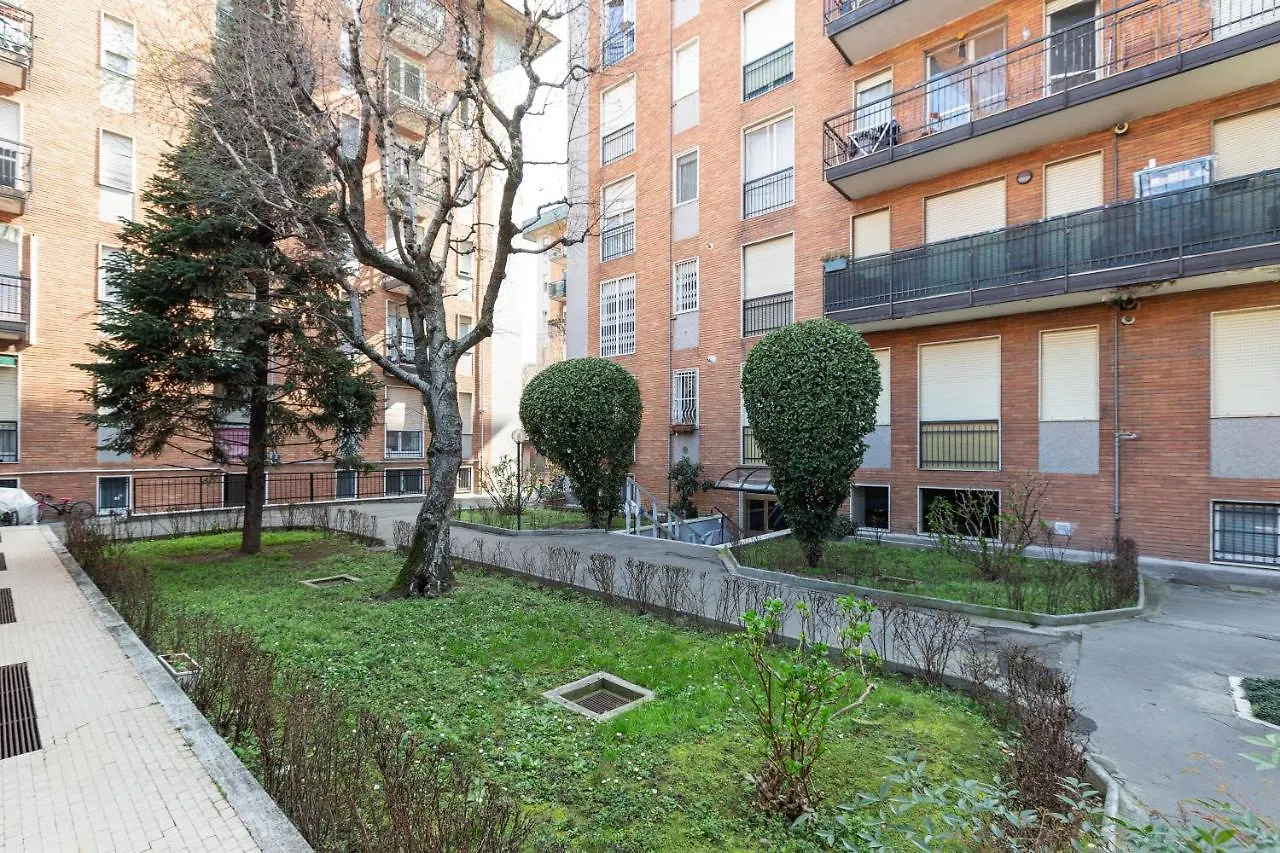 Dergano Comfy Apartment - 250 M Far From M3 contacts